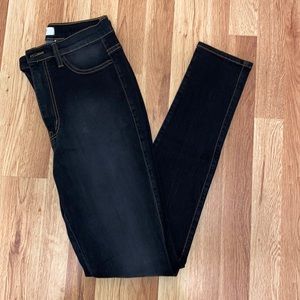 Vibrant  M I U jeans